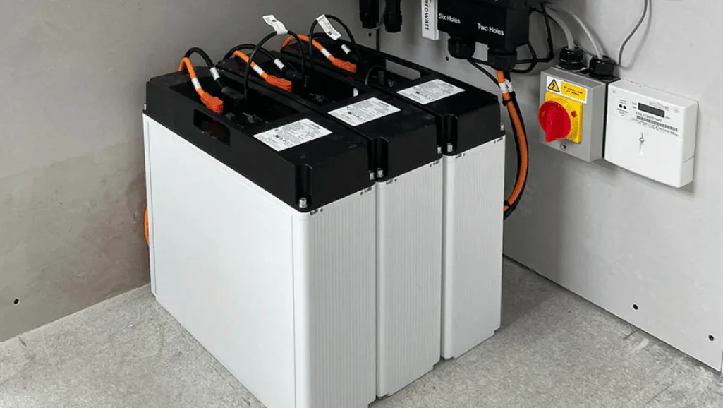 solar battery maintenance