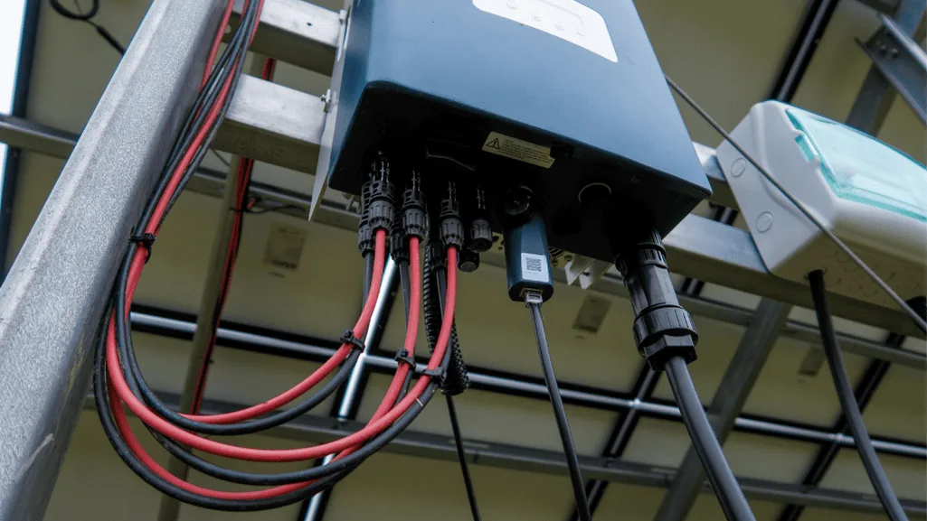 solar inverter function